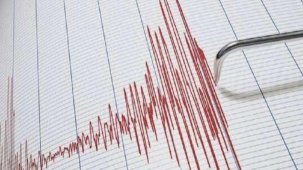 Ege Denizi'nde korkutan deprem
