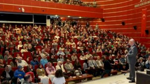 Gebze'de 'Ailenin İçinde Saklı Cennet' söyleşisine yoğun ilgi