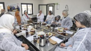 Kadınlara ‘Bitki Çayı Demleme Atölyesi’