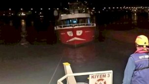 Kocaeli açıklarında sürüklenen tekne kurtarıldı