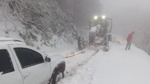 Kocaeli'de kar altında kamp keyfi tatsız bitecekti!