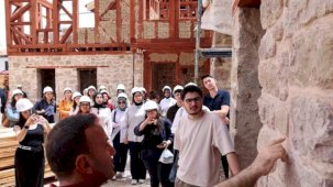 Konya'da mimarlık öğrencilerinden Arasta incelemesi