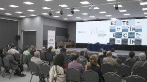 Mersin’de estetik ve sanat tartışıldı