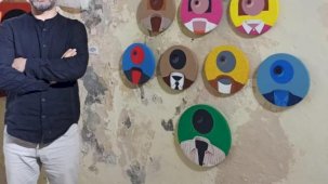 Metin Özgör'ün “Ne Yerde Ne Gökte” Sergisi Mardin'de açıldı