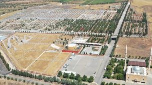 Mezarlıklara parke yerine asfalt