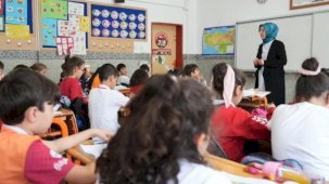 Öğretmenlerin il içi yer değiştirme sonuçları açıklandı