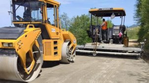 Trabzon’da yol çalışmaları aralıksız sürüyor