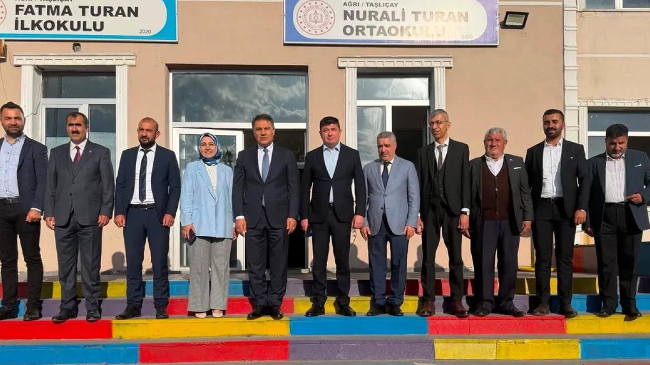 Ağrı'da hayırsever iş insanından Taşlıçay Belediyesi'ne ziyaret