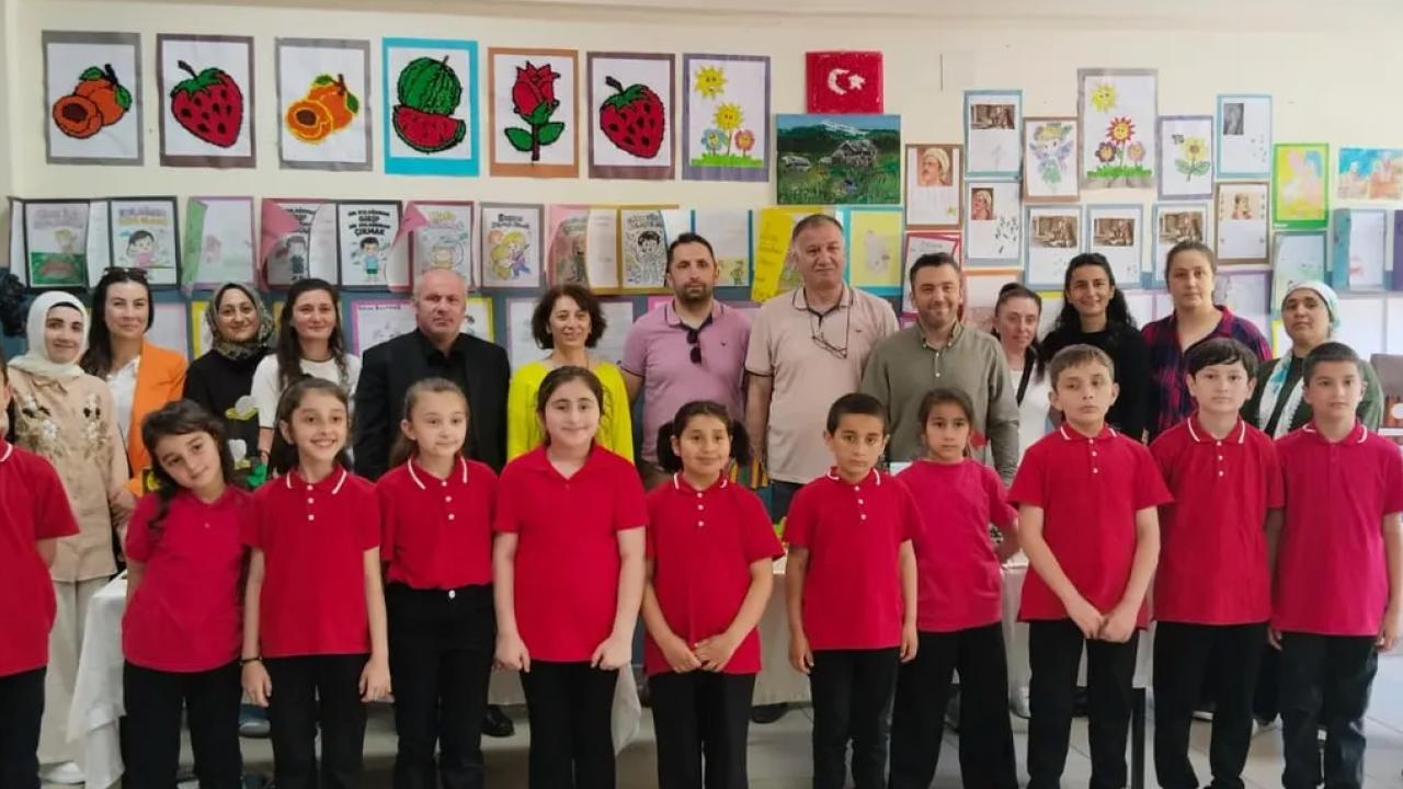 Artvin'de ilkokul öğrencilerince hazırlanan sergi büyük ilgi gördü