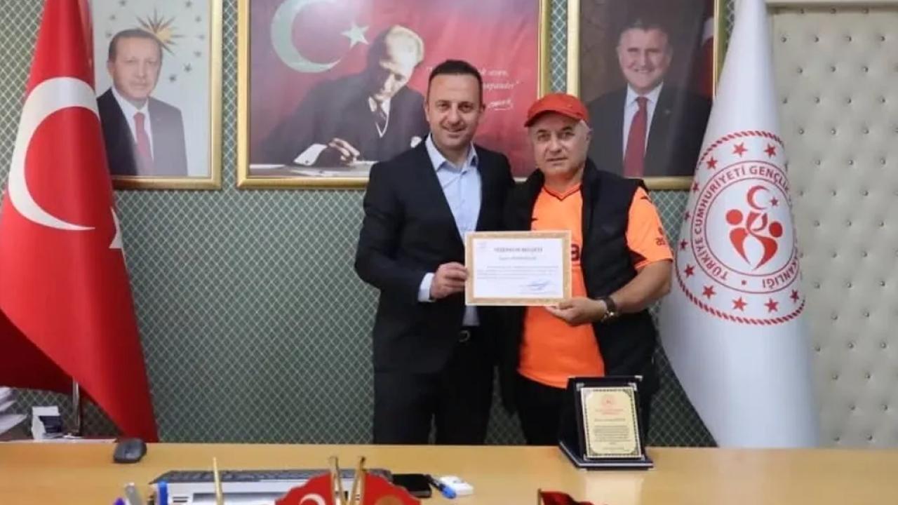 Başarılı antrenör Külünk’e Artvin üzülüyor, Sinop seviniyor