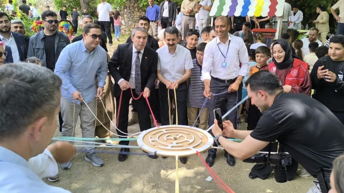 Batman Sason’da bahar şenliklerine büyük ilgi