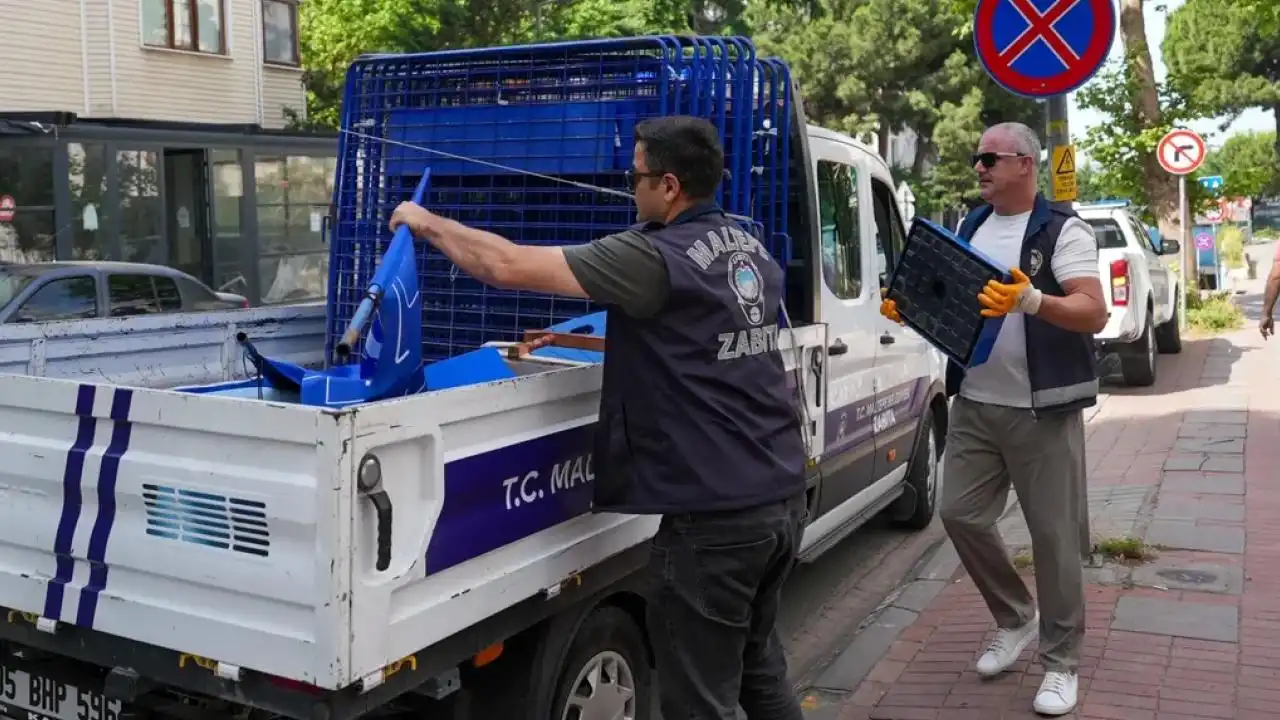İstanbul Maltepe'de zabıta ekipleri işgallere karşı sahada