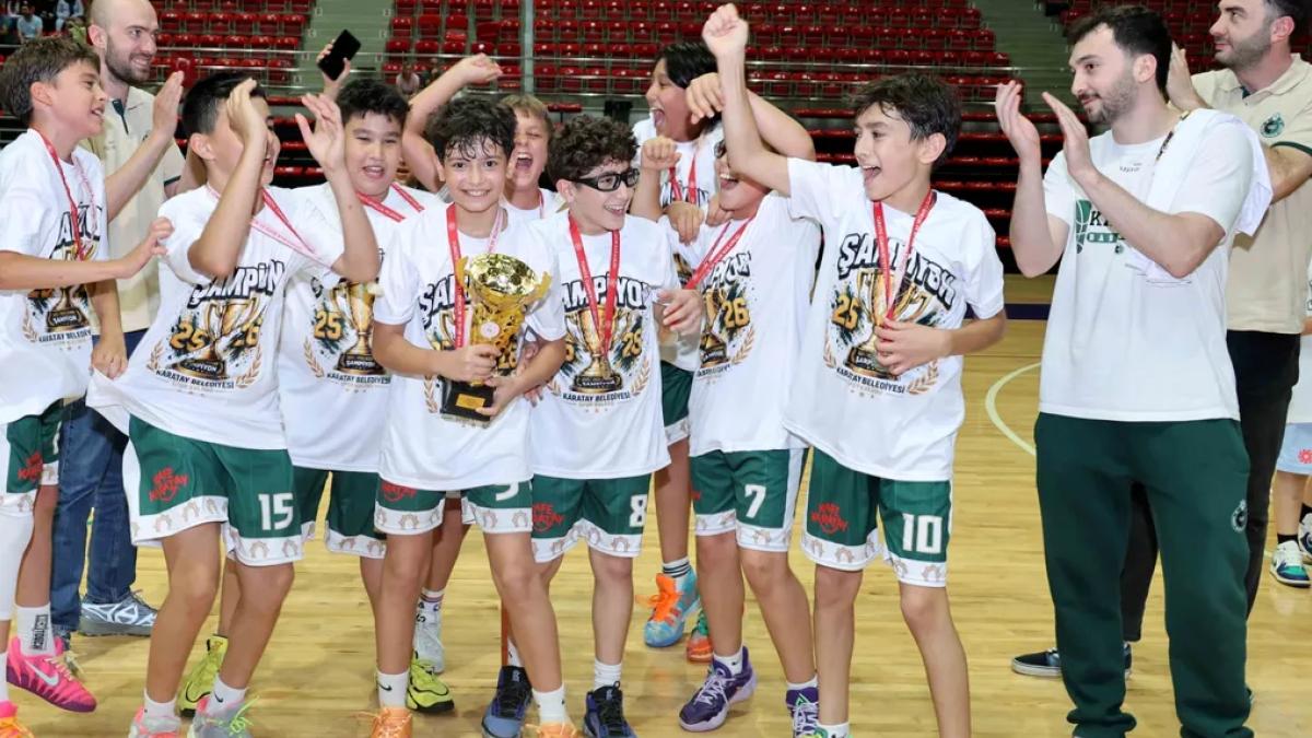 Karatay U12 A Takımı potada Konya Şampiyonu oldu