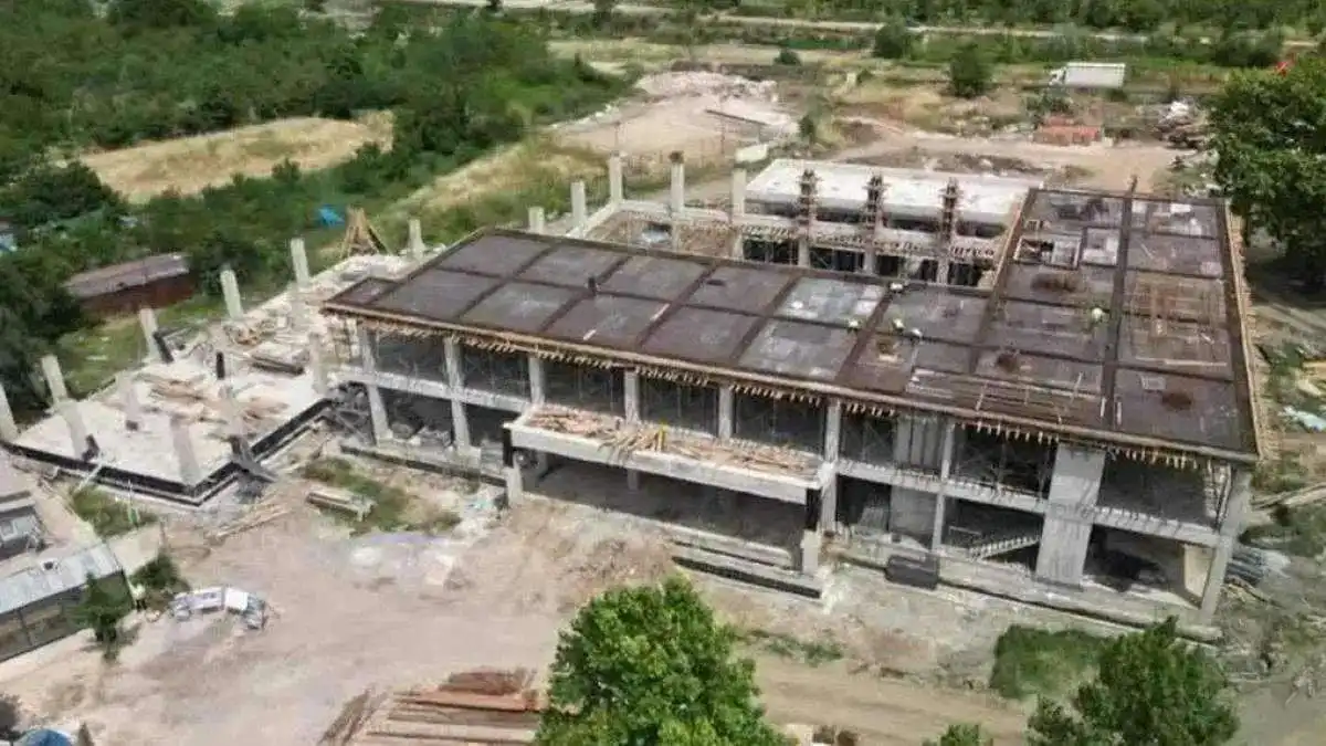 Kocaeli Gölcük’e FIFA standartlarında spor kompleksi inşa ed