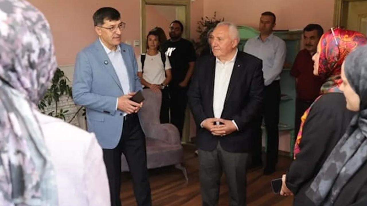 Kütahya'da Başkan Kahveci’den Özel Eğitim Merkezine ziyaret