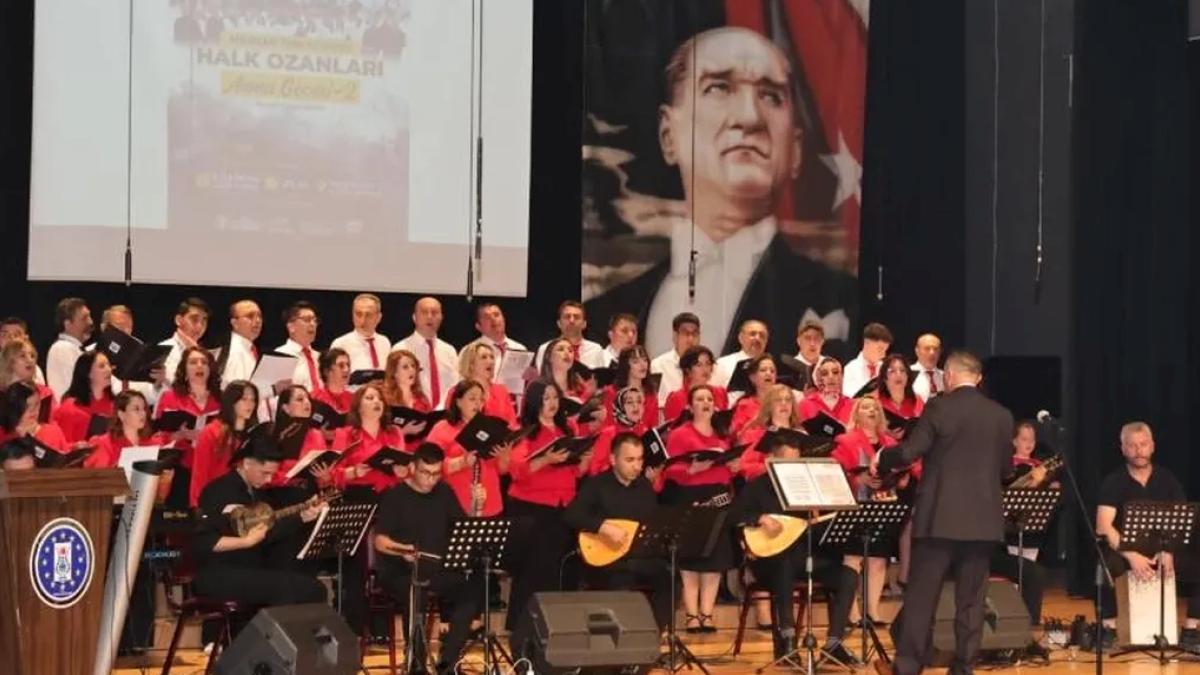 Kütahya’da halk ozanları türkülerle anıldı