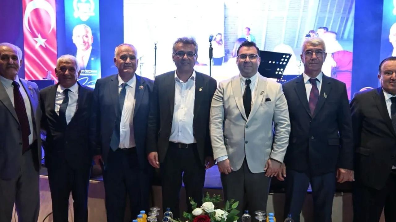 Manisa Büyükşehir heyeti Güzelyurt Portakal Festivali’ne katıldı