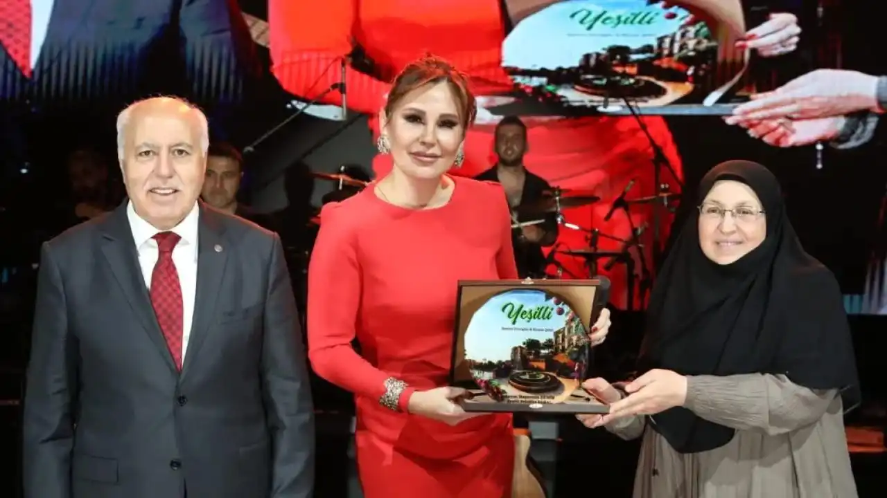 Mardin Yeşilli Kiraz Festivali'ne, Funda Ararlı final