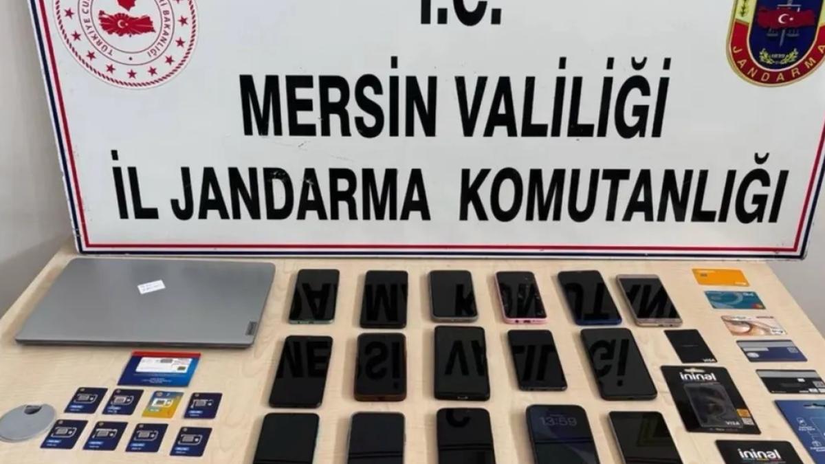 Mersin'de sosyal medya dolandırıcılığına 18 tutukl