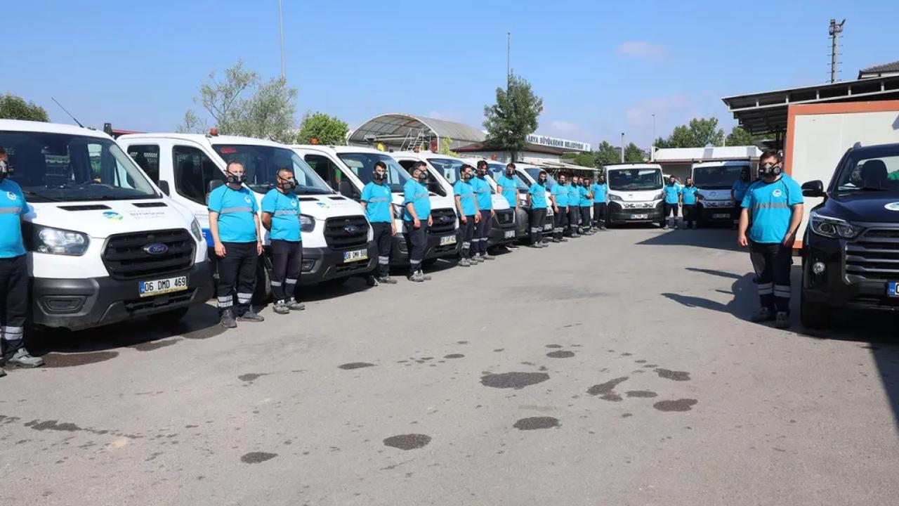Sakarya Büyükşehir'den 23 kişilik özel haşere timi