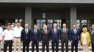 Bakan Bolat Ereğli’de Gençlik Kampüsü’nü ziyaret etti