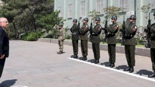 Bakan Güler'den Kahramanmaraş’ta Tugay Komutanlığı'na ziyaret