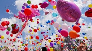 Beylikdüzü'nde umut balonları Almira için gökyüzünde