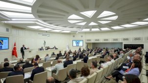 Gaziantep'te asfalt ve haşereyle mücadele gündemi