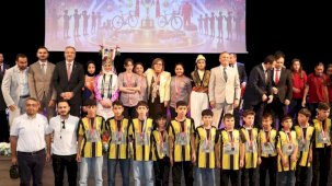 Gaziantep'te 'Okul Sporları Enleri' ödüllendirildi