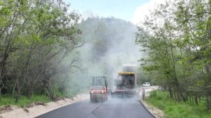 Gölcük Tabiat Parkı’nda yollar asfaltlanıyor, konfor artıyor