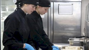 Hollandalı öğrenciler Kocaeli’de türk mutfağını öğrendi