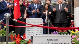 Manisa'da merhum Başkan dualarla anıldı