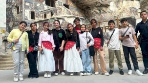 Mardin'den Karadeniz'e sanat köprüsü: Yeşilli YBO Korosu tarih yazdı!