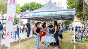 Mersin Büyükşehir öğrencileri ve ailelerini LGS günü de yalnız bırakmadı