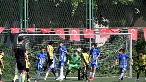 Mersin’de Çocuk Futbol Şenliği devam ediyor