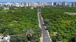 Mersin’de Mezitli ve Toroslar’da yollar yenilendi
