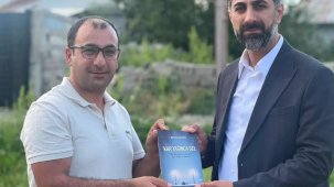 Ömer Tahtalı’dan Barış Özmen’in şiir kitabına destek