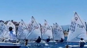 Sahil Güvenlik Kupası için yelkenler Foça'da şişti