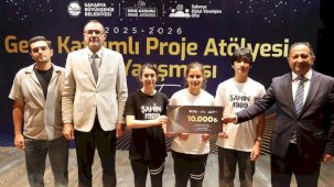 Sakarya'da genç katılımlı proje fikirleri ödüllendirildi