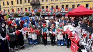 Trabzon’da Kültür ve Sanat Festivali renkli görüntülerle başladı