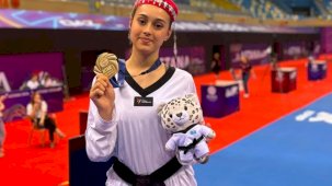 Trabzonlu taekwondocu Aybike Futtu Kazakistan’da altın madalya kazandı