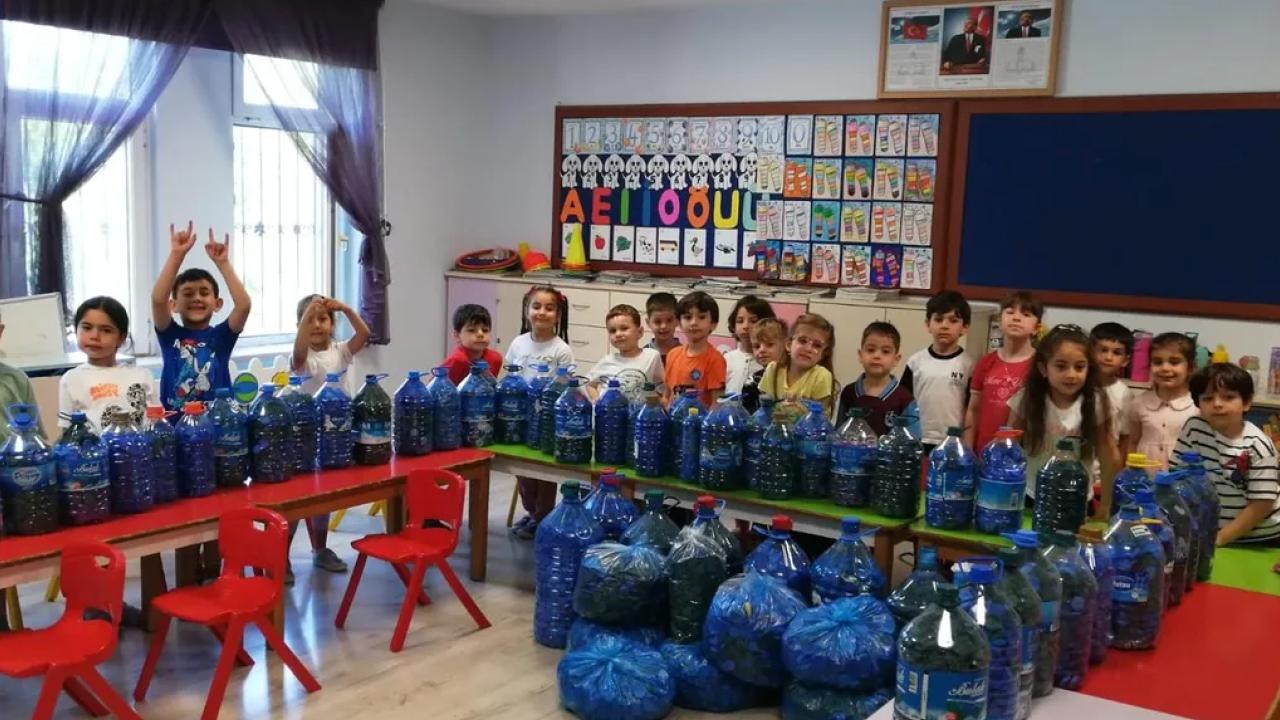 Trabzon'da 'Kapaklar Çoğalsın Engeller Azalsın' projesi