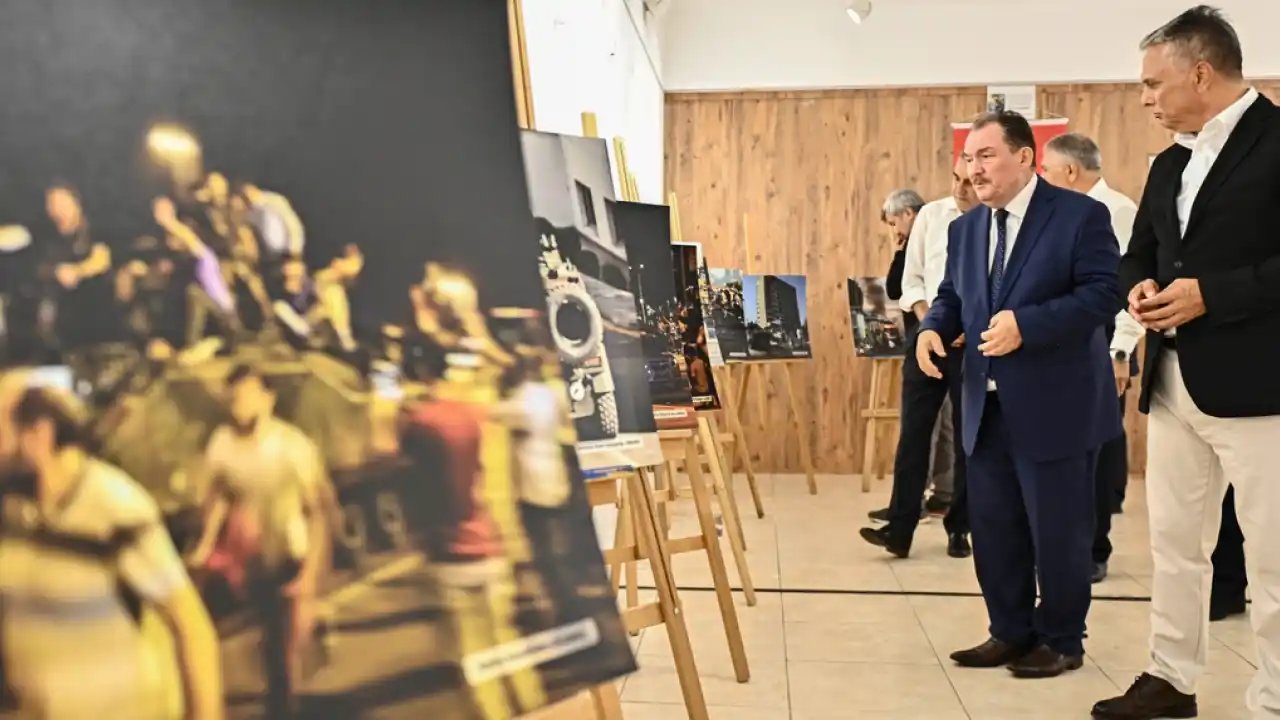 15 Temmuz şehitleri fotoğraf sergisiyle anıldı