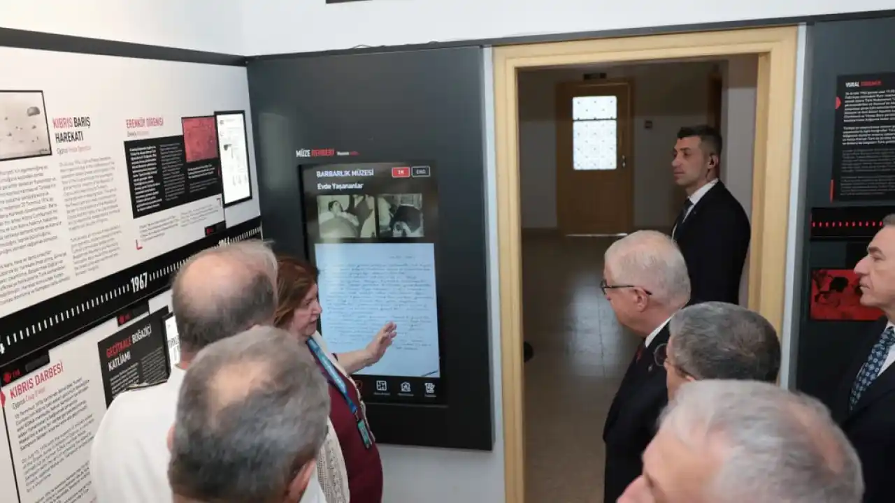Bakan Güler ve TSK komuta kademesinden KKTC'de Barbarlık Müzesi ziyareti