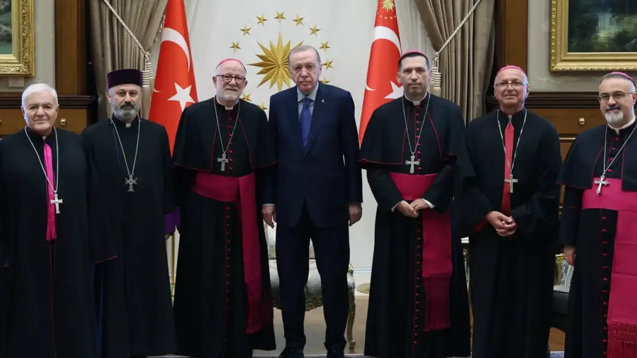 Cumhurbaşkanı Erdoğan, Külliye'de ağırladı
