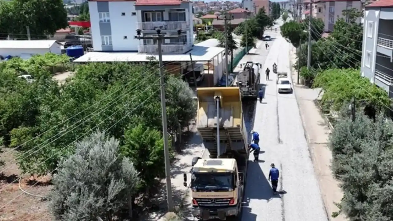 Denizli'de üstyapıda 220 kilometrelik dönüşüm başladı
