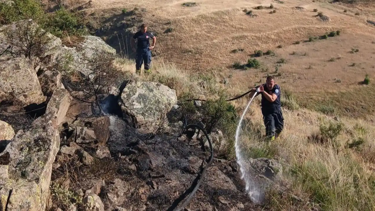 Eskişehir'deki orman yangınına müdahale sürüyor