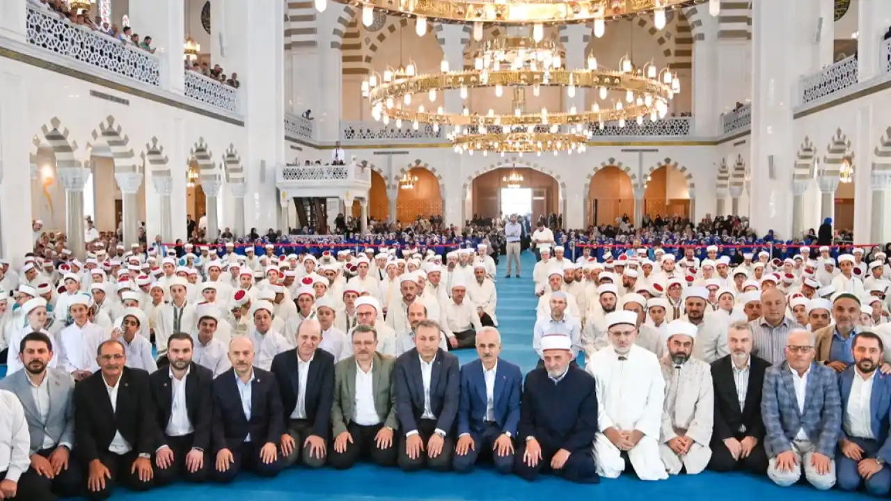 Hafızlara toplu icazet merasimi