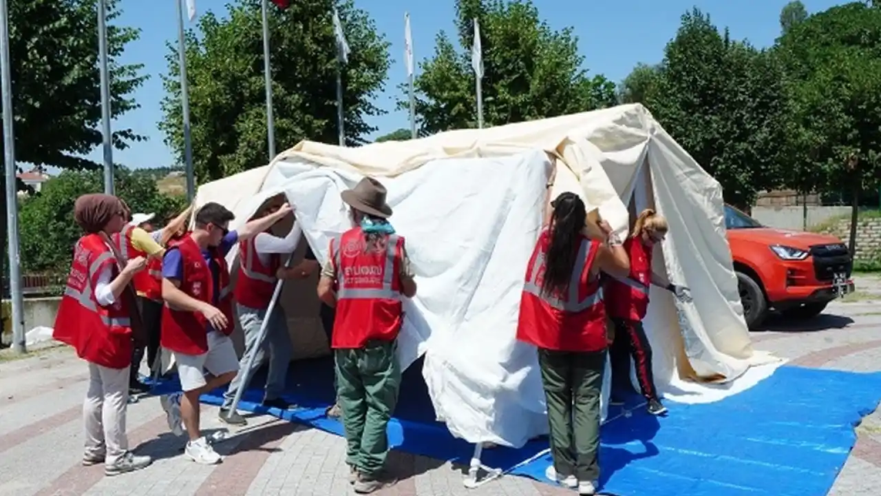 İstanbul Beylikdüzü'nde afet gönüllüleri sahaya hazır