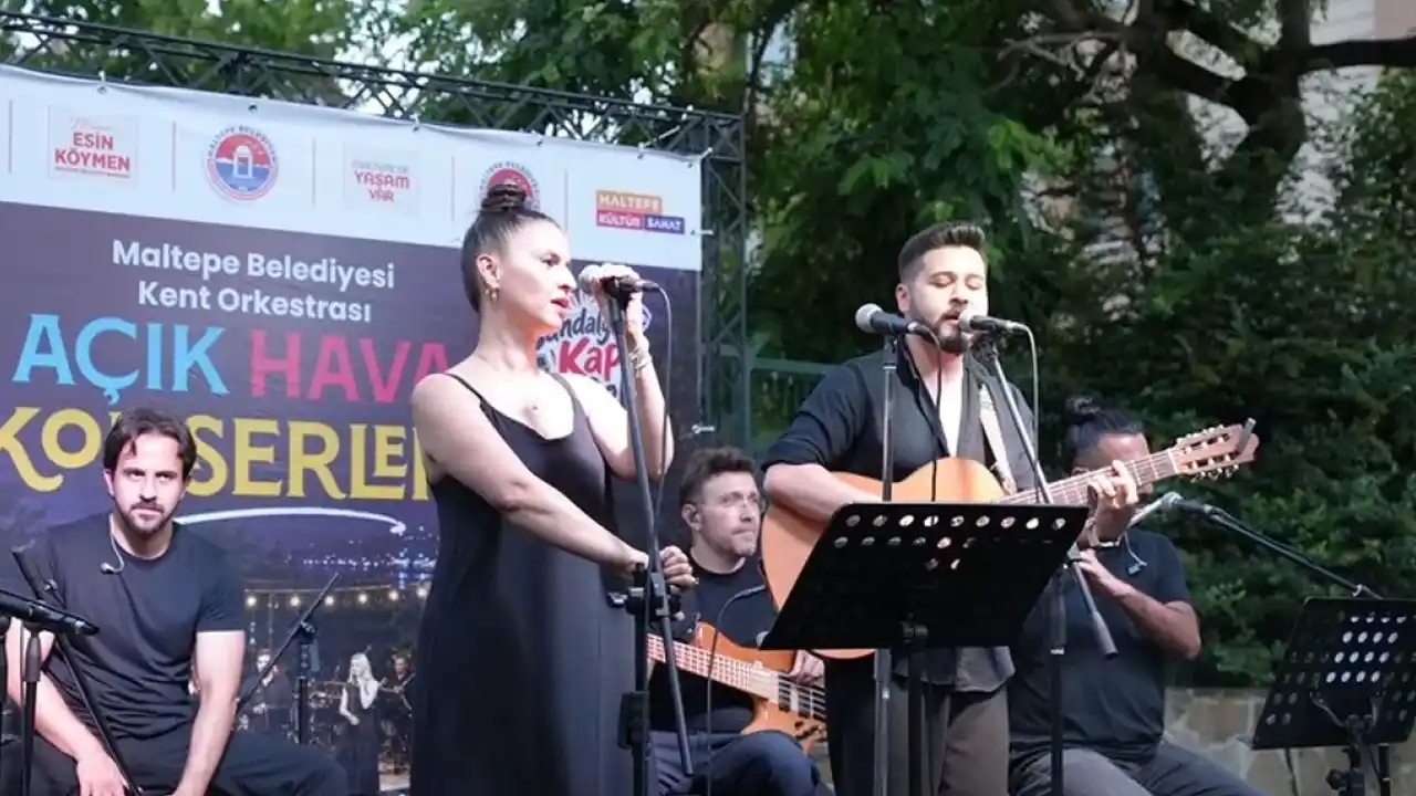 İstanbul Maltepe’de yazın ritmi 90’lar oldu